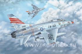 Истребитель F-100C Super Sabre