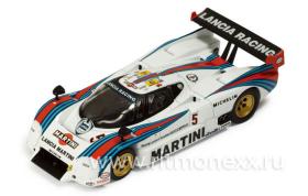 Lancia LC2 #5 H.Pescarolo-L.Cesario-M.Baldi Le Mans 1985