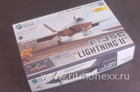 Самолет F-35C "Lightning II"