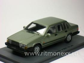 VOLVO 760 GLE Metal Green 1982