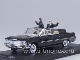 ЗиЛ-111Д c фигурами Э.Хонеккера и Л.И.Брежнева 30-я годовщина ГДР 1979