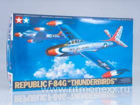 Американский самолёт Republic F-84G `Thunderbirds` (1:48)