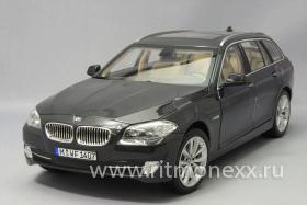 BMW 550i Touring Sophistgrey 2010