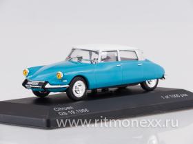 Citroen DS 19, light blue/white, 1966