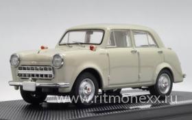 Datsun 112 (1959) Ivory