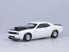 Dodge Challenger Concept R/T 392 Super Stock, White/Black