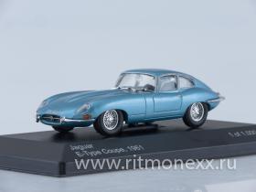 Jaguar E-Type, metallic-light blue 1961
