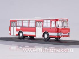 Ликинский автобус 677 Экспортный (красно-белый)