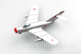 MiG-15 Noo384 belonged to one of the V-VS units stationed in China,in June 1951