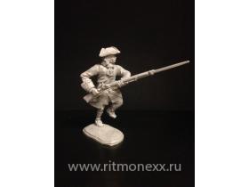 Пехота, русская армия Петра 1 - пеший мушкетер бегущий в штыковую атаку, 18-й век.