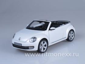 Volkswagen Beetle Convertible (Oryx White Pearl Effect) 2013