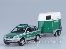 Volkswagen Touareg mit Pferdeanhanger "Polizei Dresden", 2002